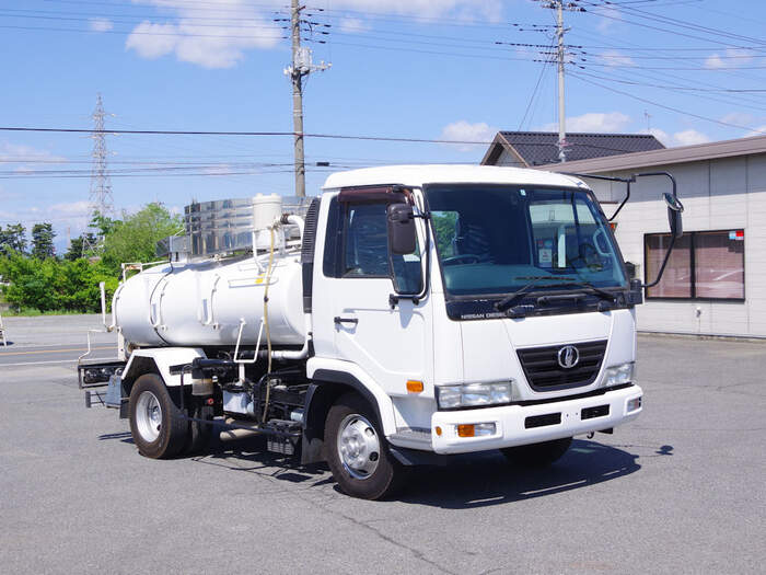 日産UD コンドル 中型/増トン タンク車 バキューム BDG-MK35C｜画像2