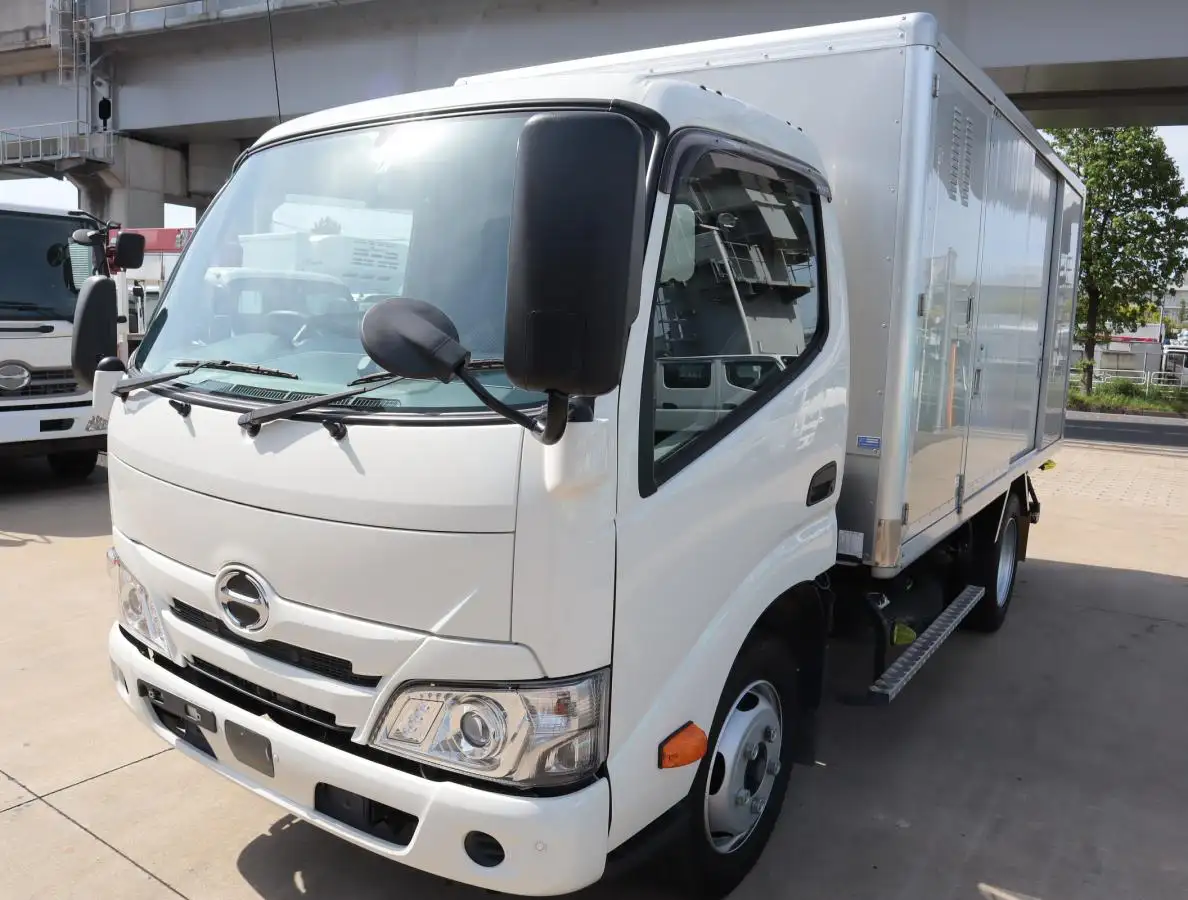 日野 デュトロ 小型 アルミバン ボトルカー 2RG-XZU645M の中古トラック【車両No.145449】