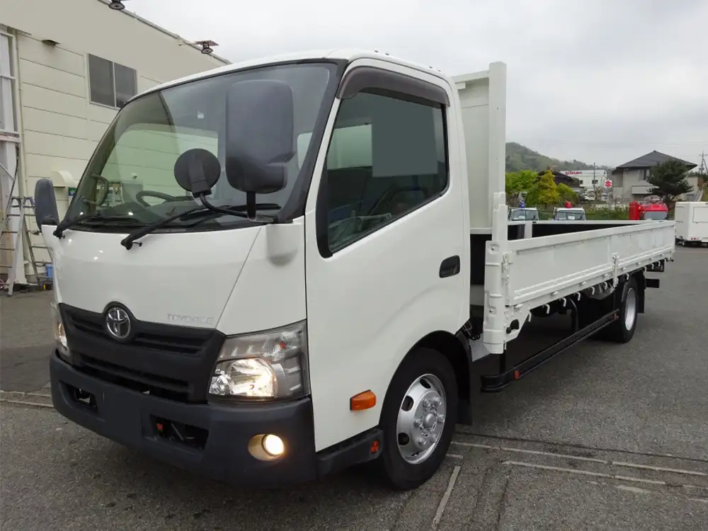 トヨタ トヨエース 小型 平ボディ 床鉄板 TDG-XZU730 の中古トラック【車両No.145444】