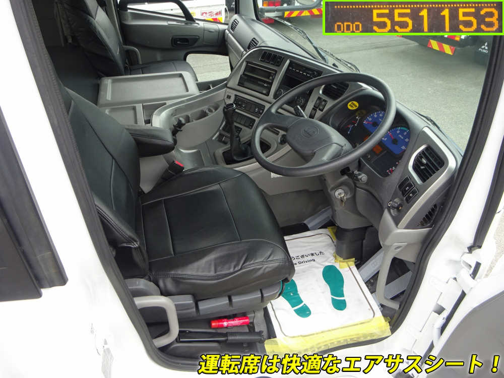 UD (日産) 新型 クオン コンドル 運転席 H29.5- トラックマット 3色 コイル 【在庫一掃】 - トラック用品、パーツ