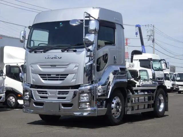 いすゞ ギガ 大型 トラクター ハイルーフ 1デフ の中古トラック【車両No.145777】