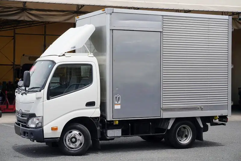 トヨタ ダイナ 小型 アルミバン サイドドア TKG-XZC605 の中古トラック【車両No.146112】
