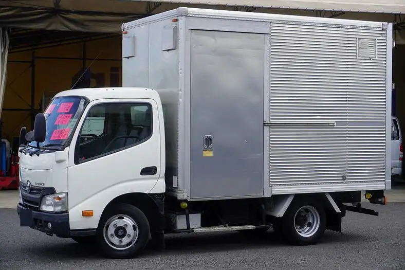 トヨタ トヨエース 小型 アルミバン サイドドア TKG-XZU605 の中古トラック【車両No.146073】