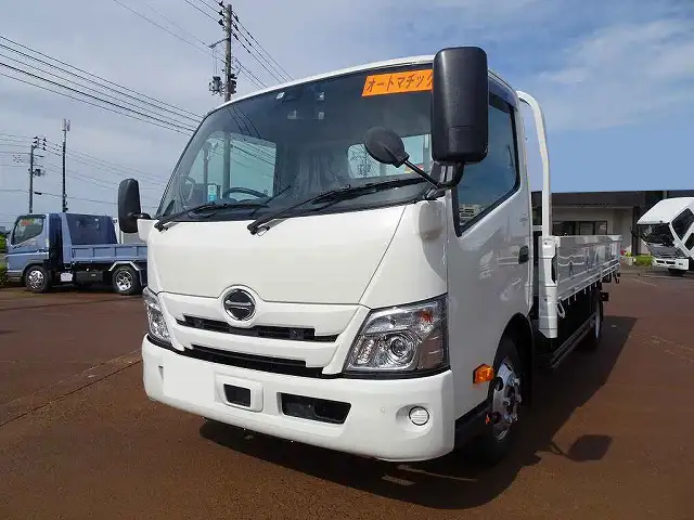 日野 デュトロ 小型 平ボディ 床鉄板 2RG-XZU712M の中古トラック【車両No.146376】