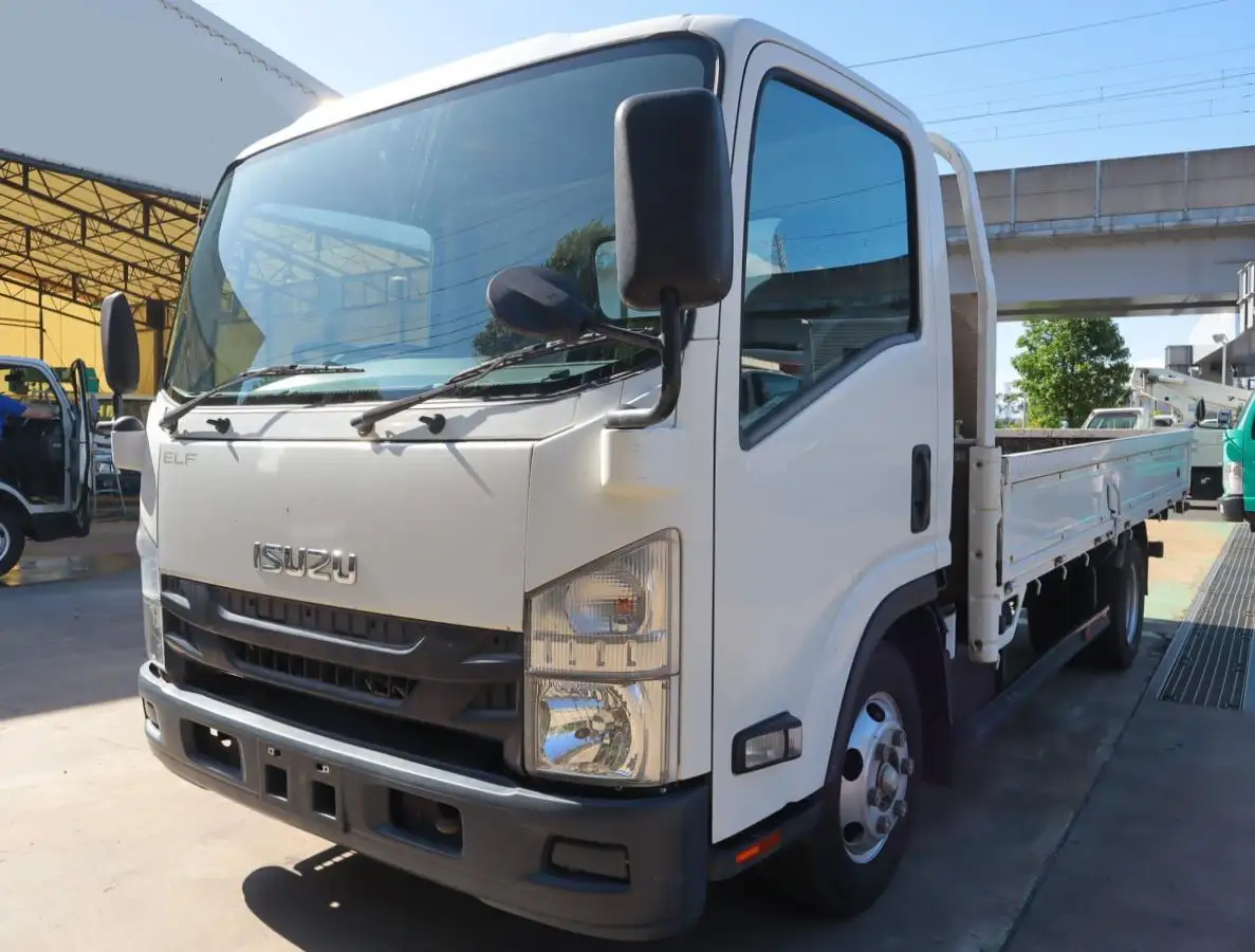 いすゞ エルフ 小型 平ボディ TPG-NPR85AR H27 の中古トラック【車両No.146388】