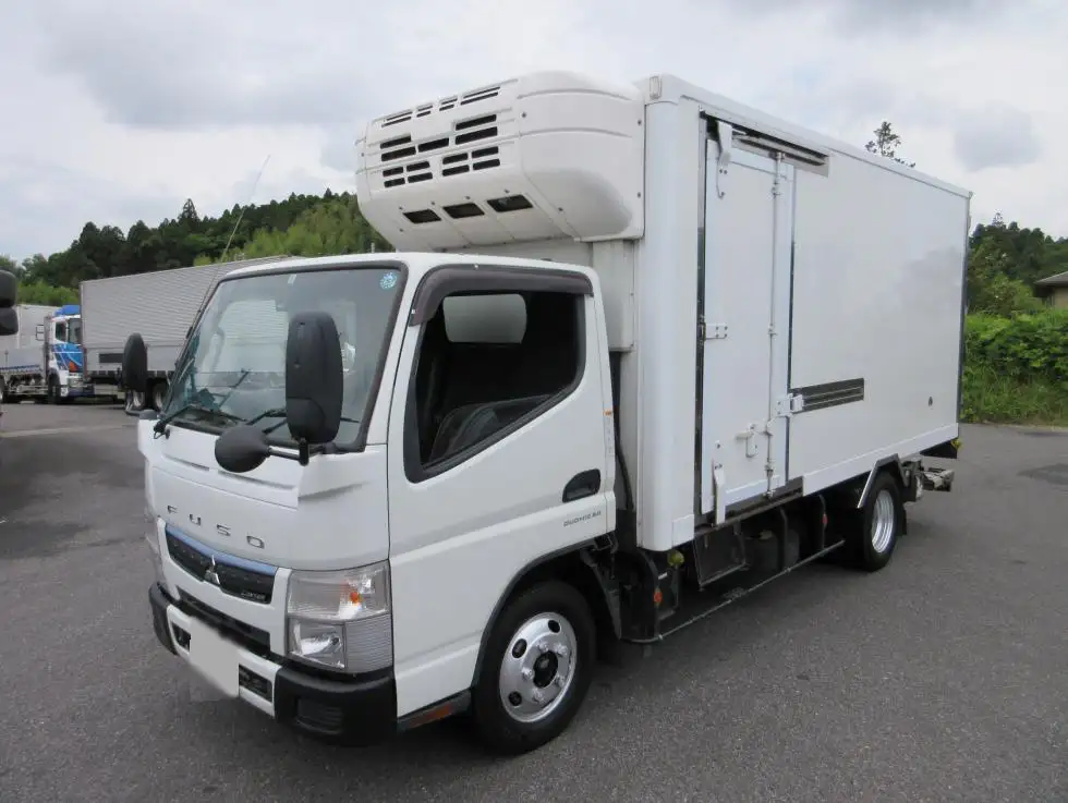 三菱 キャンター 小型 冷凍冷蔵 低温 パワーゲート の中古トラック【車両No.146634】