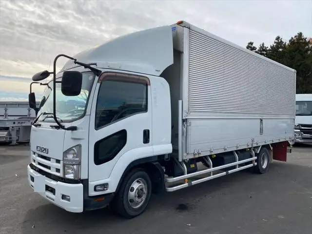 いすゞ フォワード 中型/増トン ウイング ベッド TKG-FRR90S2 の中古トラック【車両No.147318】