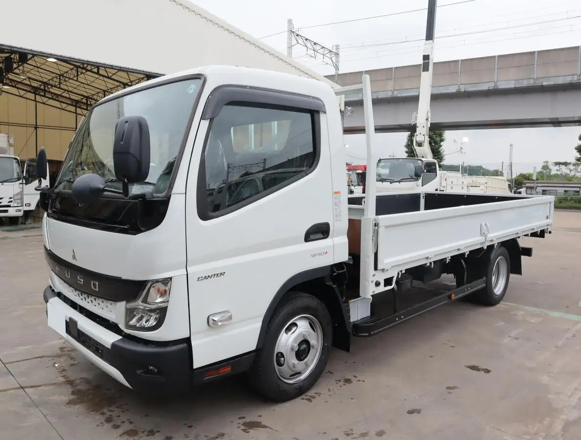 三菱 キャンター 小型 平ボディ 2RG-FEB50 R5 の中古トラック【車両No.147235】