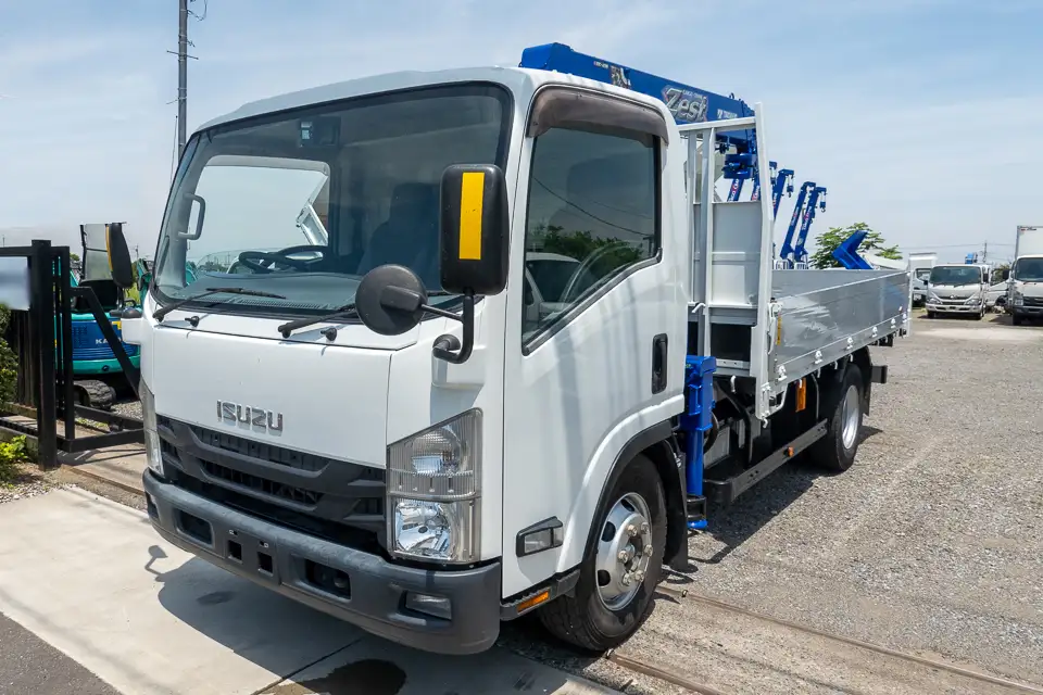 いすゞ エルフ 小型 クレーン付 アルミブロック 4段 の中古トラック【車両No.147497】