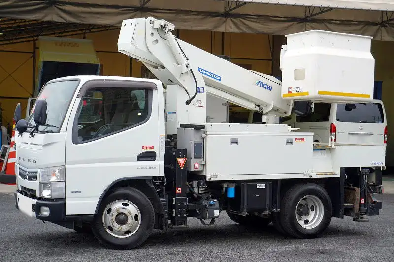 三菱 キャンター 小型 高所・建柱車 高所作業車 電工仕様 の中古トラック【車両No.147802】