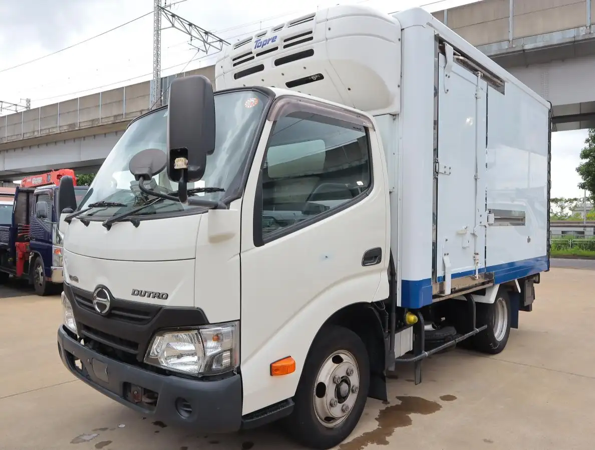 日野 デュトロ 小型 冷凍冷蔵 低温 2室 の中古トラック【車両No.147705】