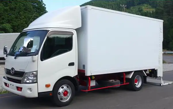 日野 デュトロ 小型 アルミバン パワーゲート 床鉄板 の中古トラック【車両No.147993】