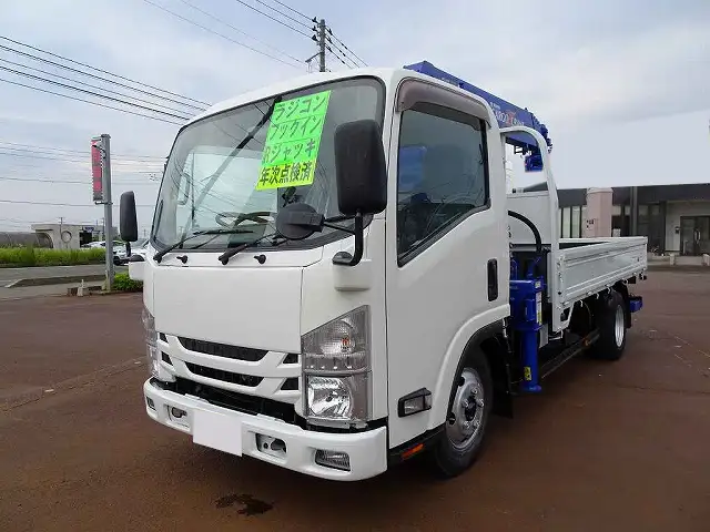 いすゞ エルフ 小型 クレーン付 5段 ラジコン の中古トラック【車両No.147687】
