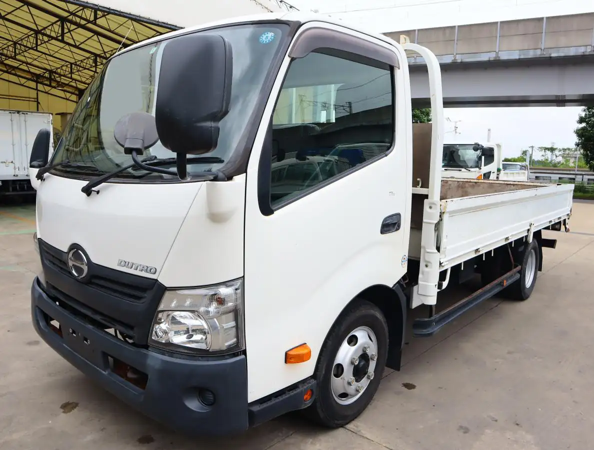日野 デュトロ 小型 平ボディ TKG-XZU710M H29 の中古トラック【車両No.148201】