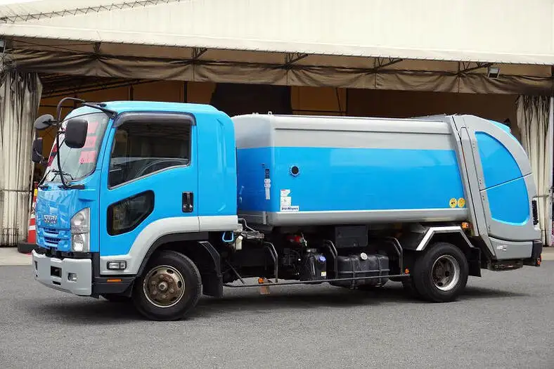 いすゞ フォワード 中型/増トン パッカー車 巻き込み式 回転ダンプ式 の中古トラック【車両No.148691】