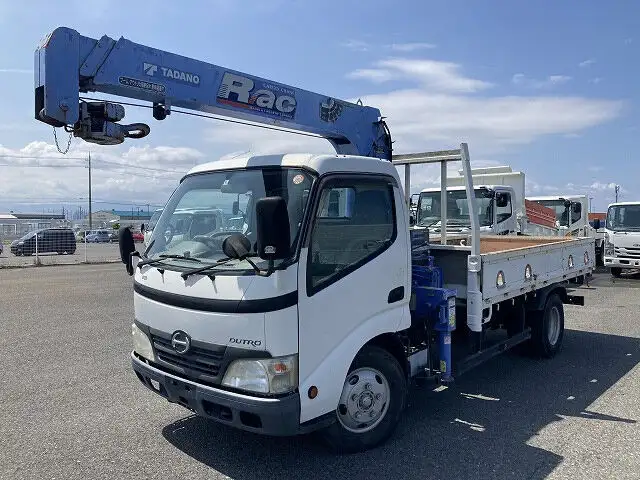 日野 デュトロ 小型 クレーン付 3段 ラジコン の中古トラック【車両No.148831】