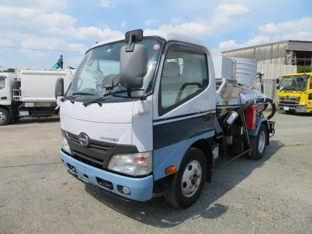 日野 デュトロ 小型 タンク車 バキューム TKG-XZU600X の中古トラック【車両No.148166】