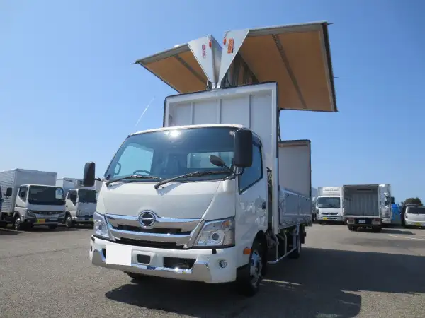 日野 デュトロ 小型 ウイング 2RG-XZU712M R4 の中古トラック【車両No.149428】