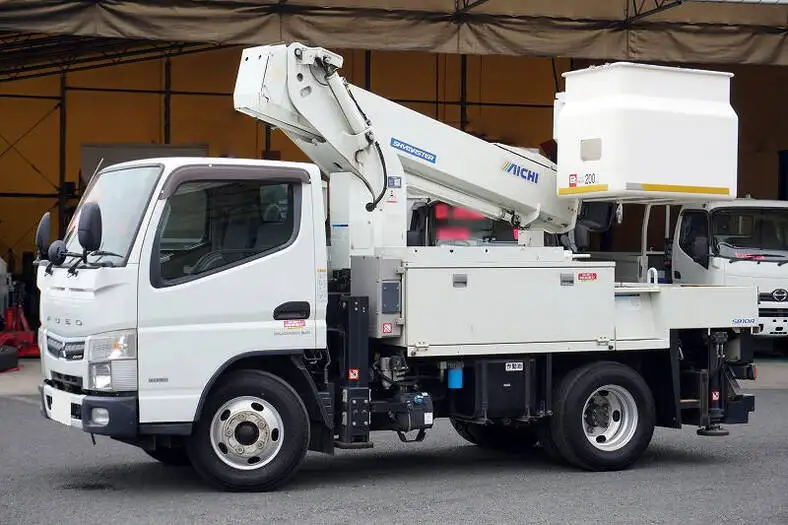 三菱 キャンター 小型 高所・建柱車 高所作業車 電工仕様 の中古トラック【車両No.149576】