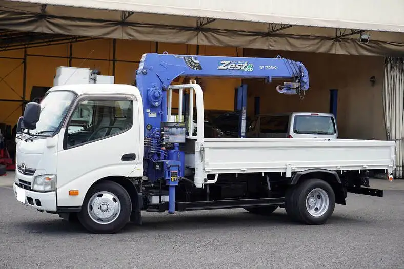 日野 デュトロ 小型 クレーン付 4段 ラジコン の中古トラック【車両No.149572】