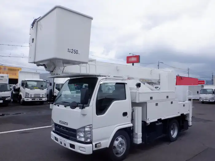 いすゞ エルフ 小型 高所・建柱車 高所作業車 電工仕様 の中古トラック【車両No.150122】