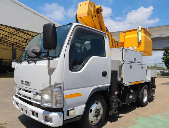いすゞ エルフ 小型 高所・建柱車 高所作業車 電工仕様 の中古トラック【車両No.150196】