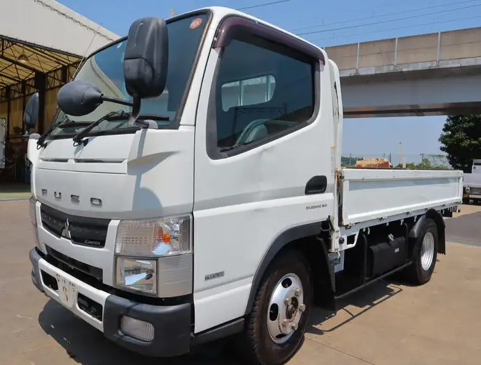 三菱 キャンター 小型 平ボディ TPG-FDA00 H28 の中古トラック【車両No.150290】