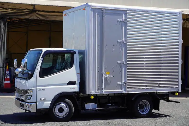 三菱 キャンター 小型 アルミバン サイドドア 2RG-FBA20 の中古トラック【車両No.150604】