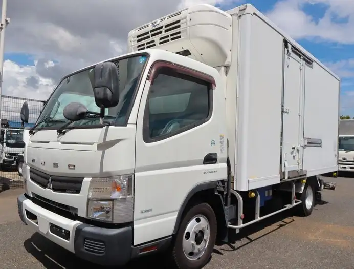 三菱 キャンター 小型 冷凍冷蔵 低温 パワーゲート の中古トラック【車両No.150910】