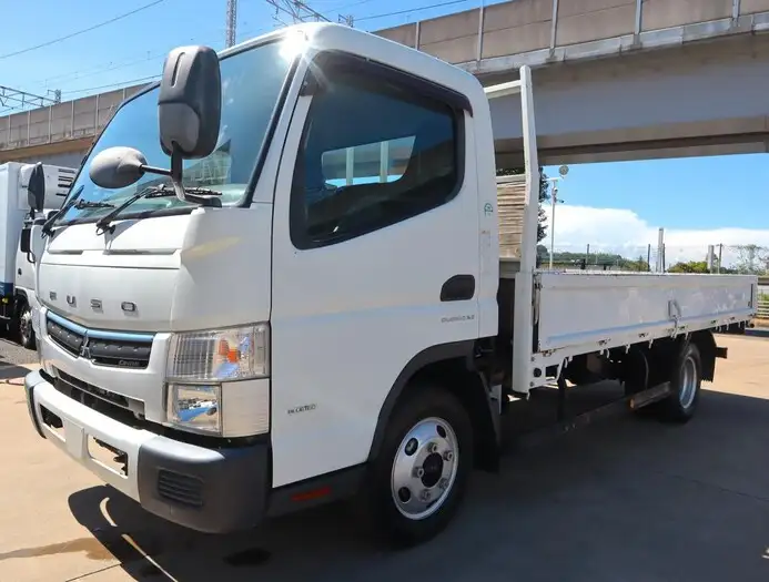 三菱 キャンター 小型 平ボディ TPG-FEB50 H29 の中古トラック【車両No.150922】