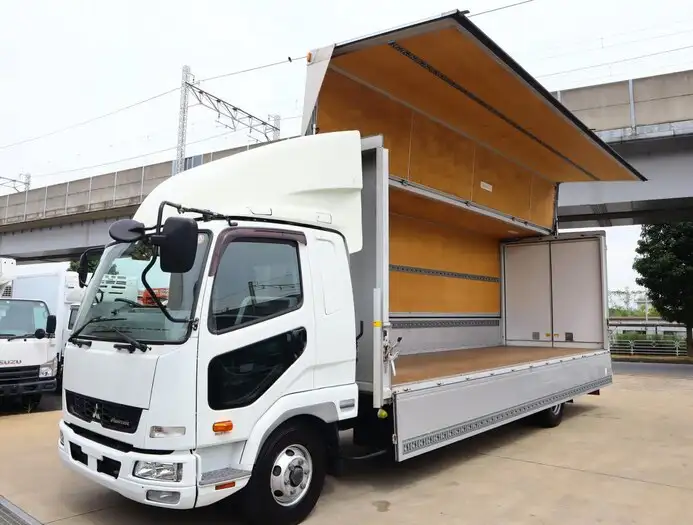 三菱 ファイター 中型/増トン ウイング ベッド TKG-FK61F の中古トラック【車両No.150790】