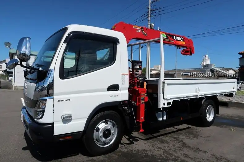 三菱 キャンター 小型 クレーン付 5段 ラジコン の中古トラック【車両No.150946】