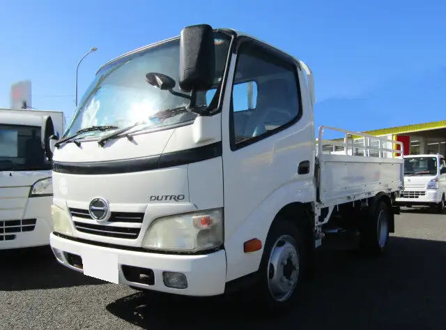 日野 デュトロ 小型 平ボディ 床鉄板 XZU304M の中古トラック【車両No.151078】