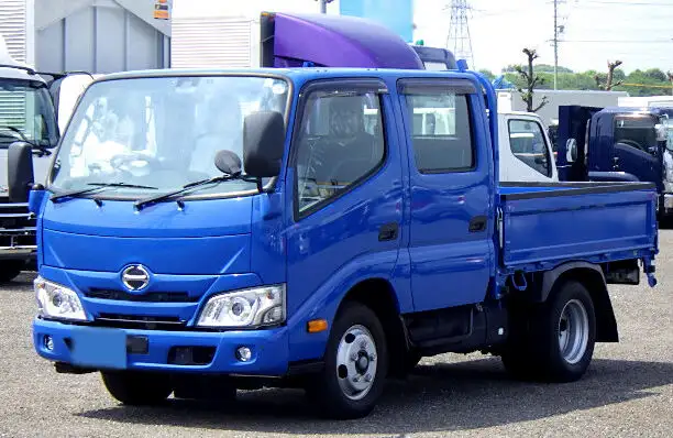日野 デュトロ 小型 平ボディ Wキャブ 床鉄板 の中古トラック【車両No.150938】