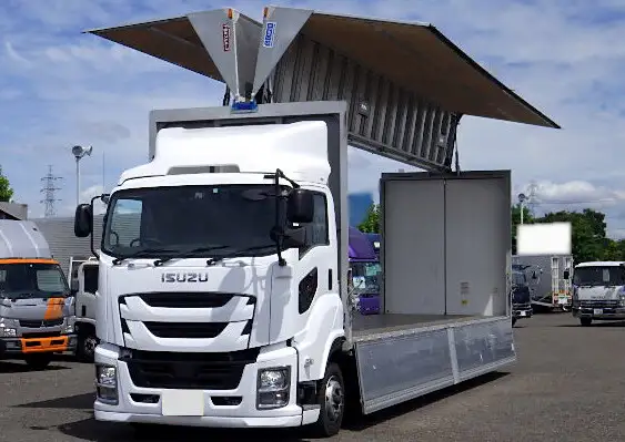 いすゞ ギガ 大型 ウイング エアサス QPG-CYJ77B の中古トラック【車両No.150980】