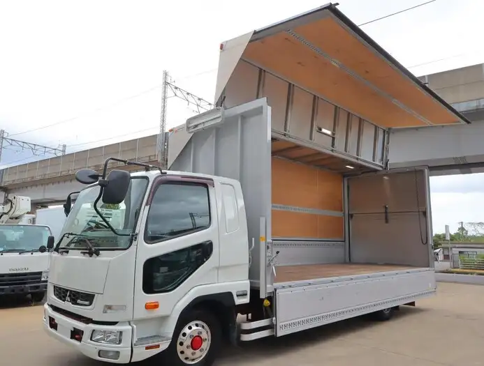 三菱 ファイター 中型/増トン ウイング パワーゲート ベッド の中古トラック【車両No.151344】
