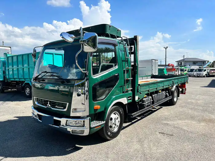 三菱 ファイター 中型/増トン 平ボディ 床鉄板 ベッド の中古トラック【車両No.151401】