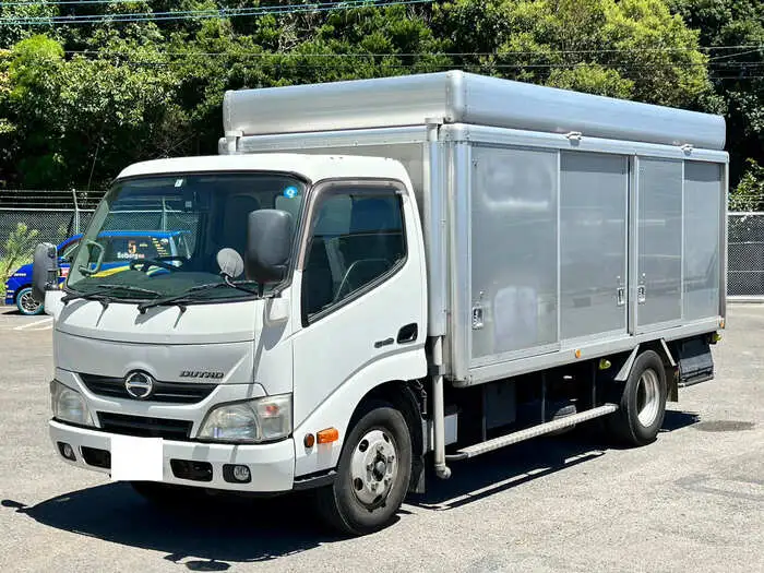 日野 デュトロ 小型 アルミバン ボトルカー SKG-XZU650M の中古トラック【車両No.151372】