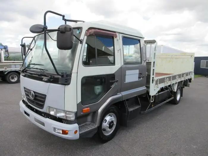日産UD コンドル 中型/増トン 平ボディ パワーゲート 床鉄板 の中古トラック【車両No.151773】