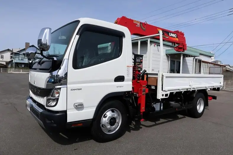 三菱 キャンター 小型 クレーン付 6段 ラジコン の中古トラック【車両No.152195】