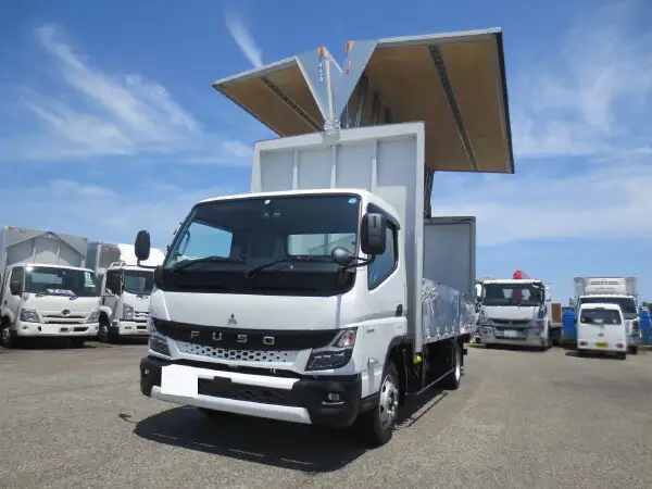 三菱 キャンター 小型 ウイング 2PG-FEB90 R5 の中古トラック【車両No.152217】