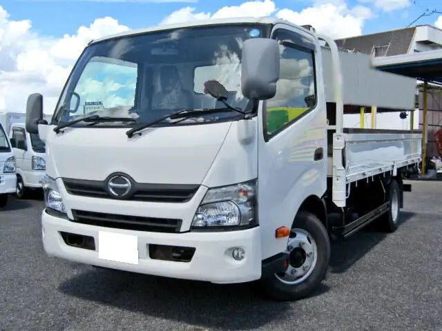 日野 デュトロ 小型 平ボディ XZU710 H26 の中古トラック【車両No.151976】