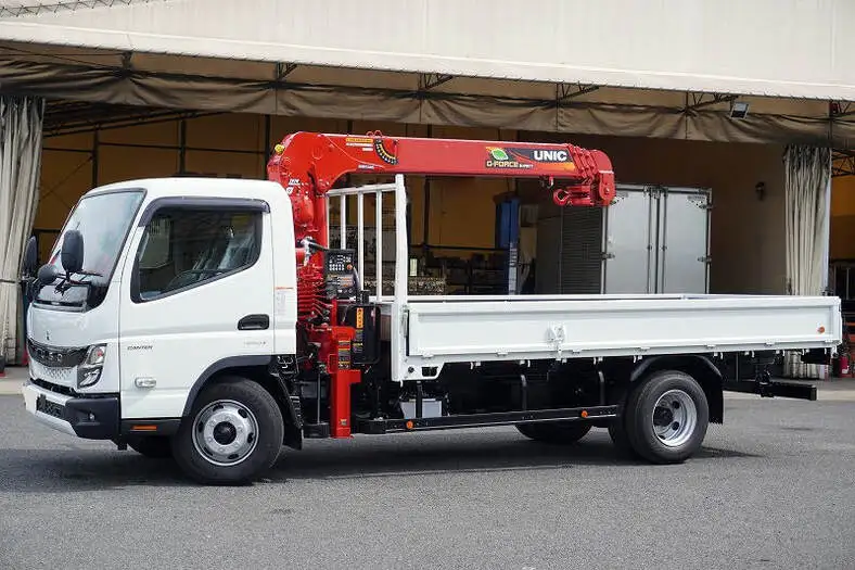 三菱 キャンター 小型 クレーン付 4段 ラジコン の中古トラック【車両No.152347】