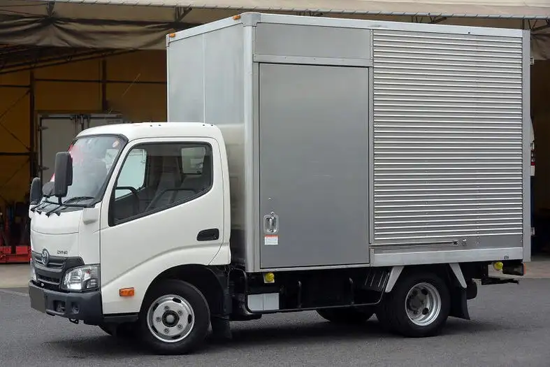 トヨタ ダイナ 小型 アルミバン サイドドア TPG-XZC605 の中古トラック【車両No.152369】