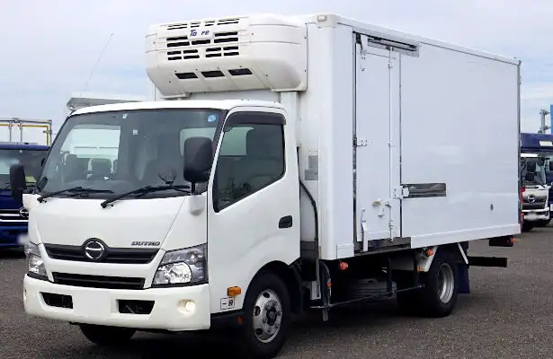 日野 デュトロ 小型 冷凍冷蔵 低温 床アルミ の中古トラック【車両No.152379】