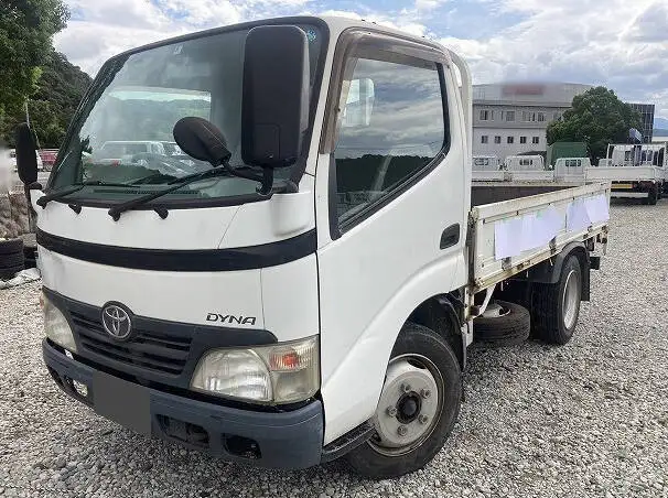 トヨタ ダイナ 小型 平ボディ 床鉄板 BDG-XZU304 の中古トラック【車両No.152421】