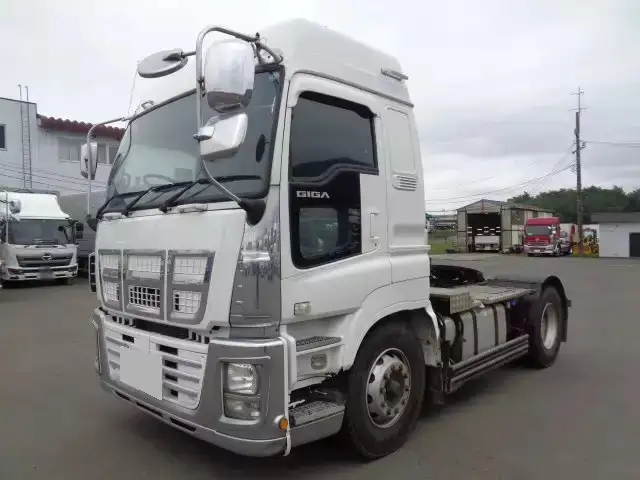 いすゞ ギガ 大型 トラクター ハイルーフ 1デフ の中古トラック【車両No.152466】
