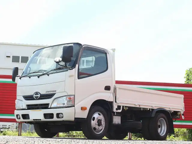 日野 デュトロ 小型 平ボディ TKG-XZU675M H26 の中古トラック【車両No.152110】