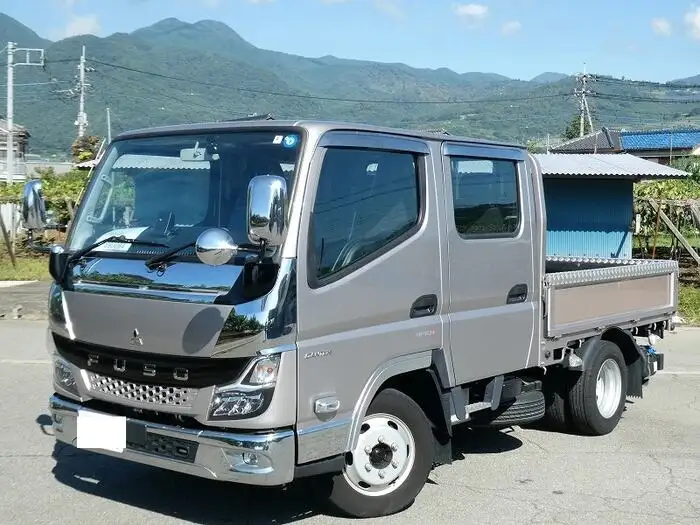 三菱 キャンター 小型 平ボディ Wキャブ 2TG-FBA00 の中古トラック【車両No.152619】