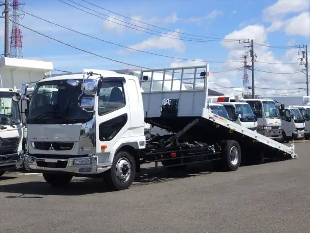 三菱 ファイター 中型/増トン 車両重機運搬 ラジコン ウインチ の中古トラック【車両No.152689】
